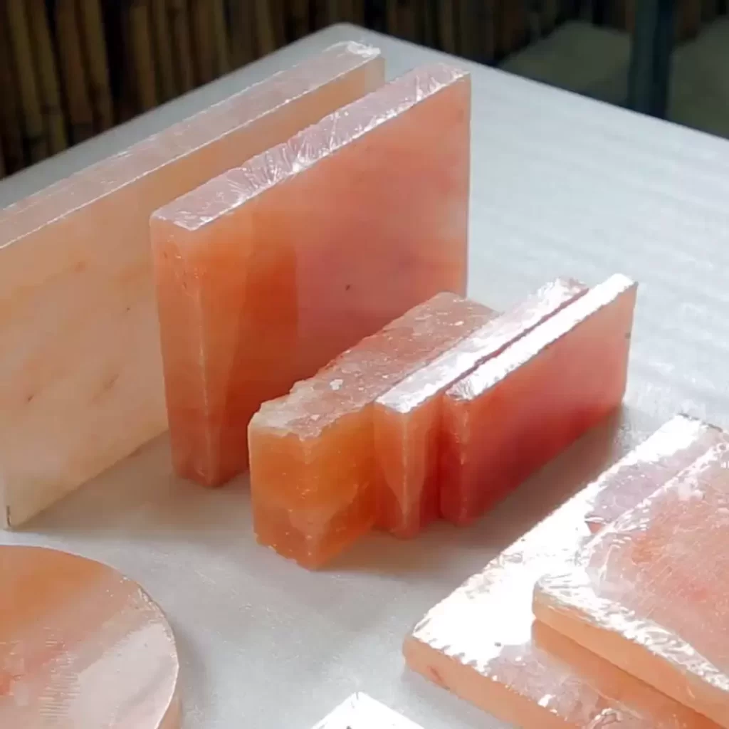 bricks himalayan salt2